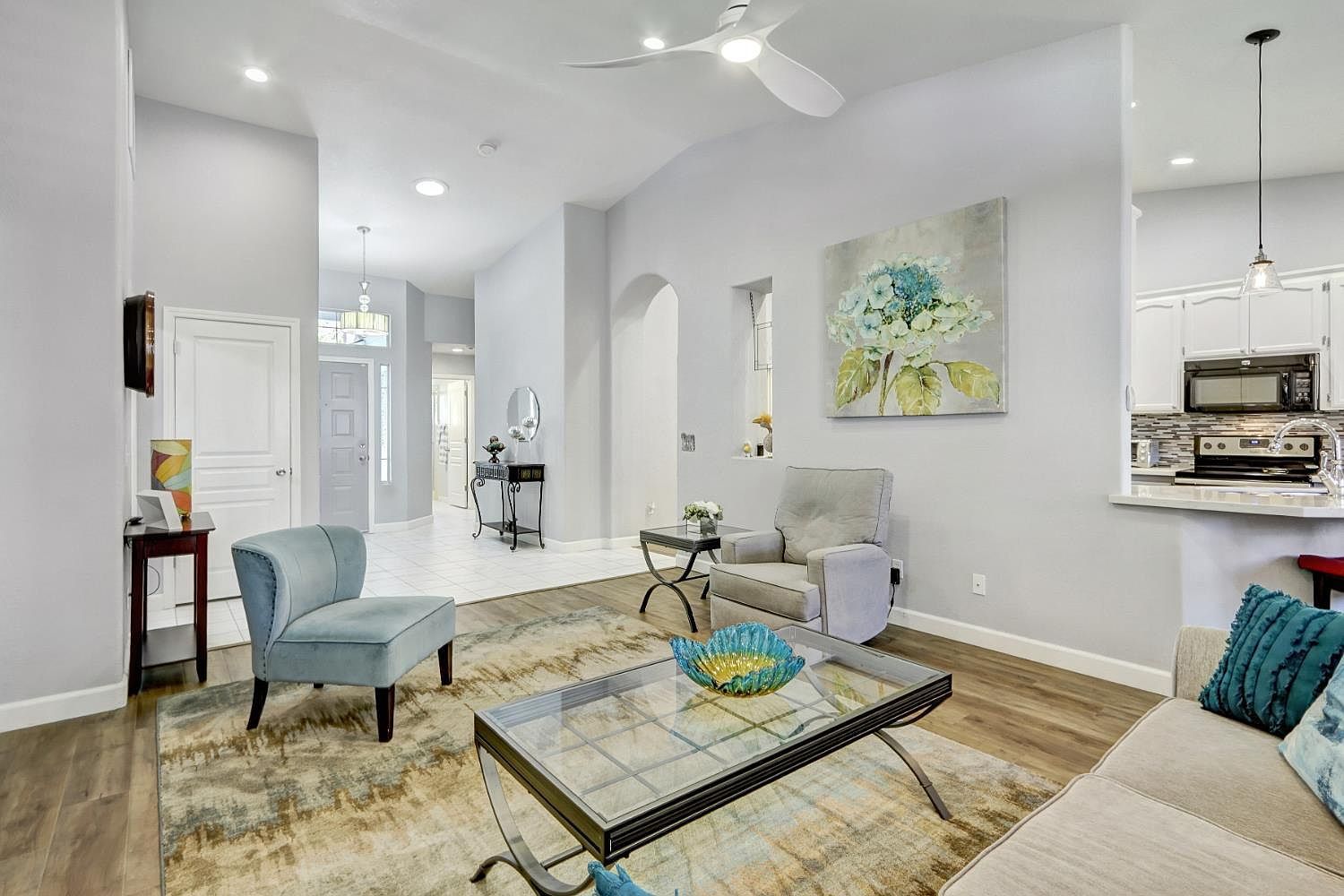 7618 Sunvaught Ln Sacramento, CA 95828  | Single Family