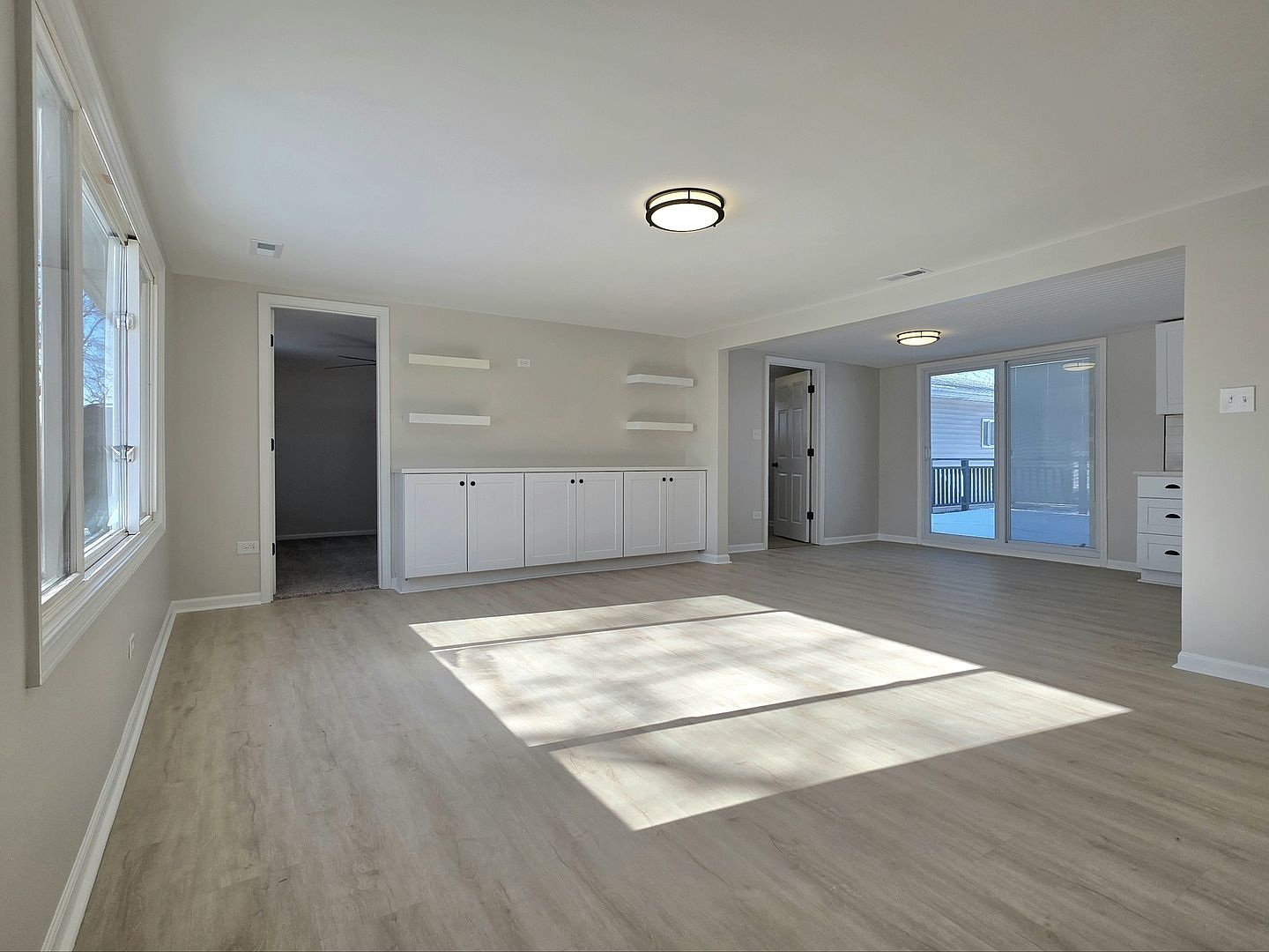 946 W Arlington Ln Crete, IL 60417  | Single Family