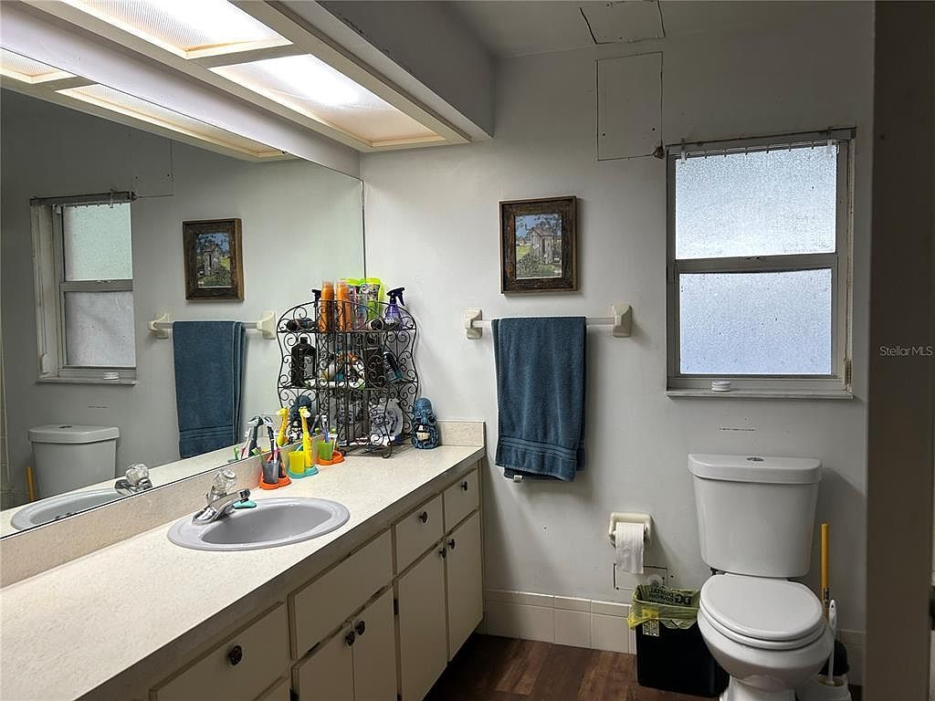 261 E Country Club Dr Williston, FL 32696 | Single Family