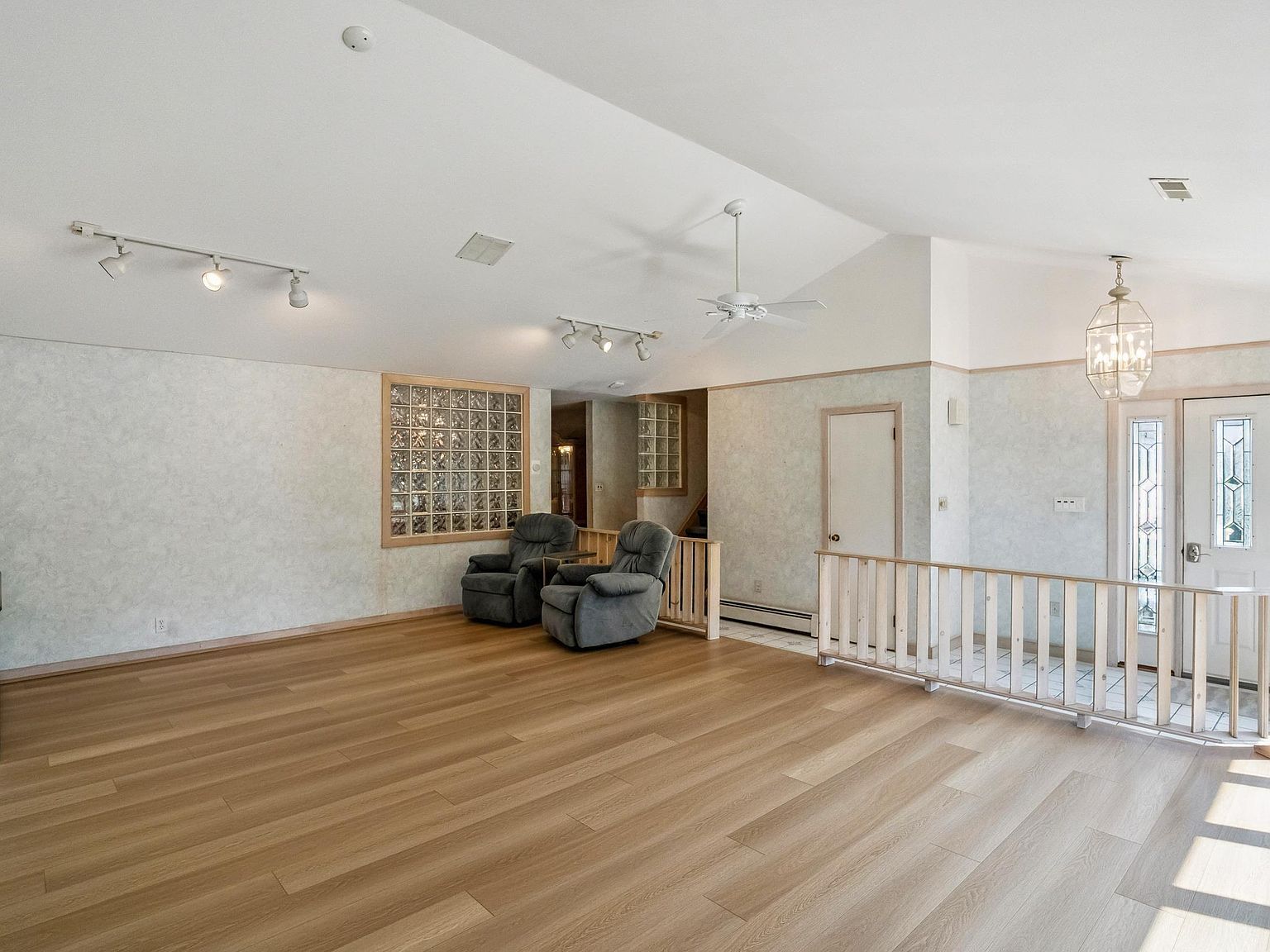 4 E Curran Dr Absecon, NJ 08201 | Single Family