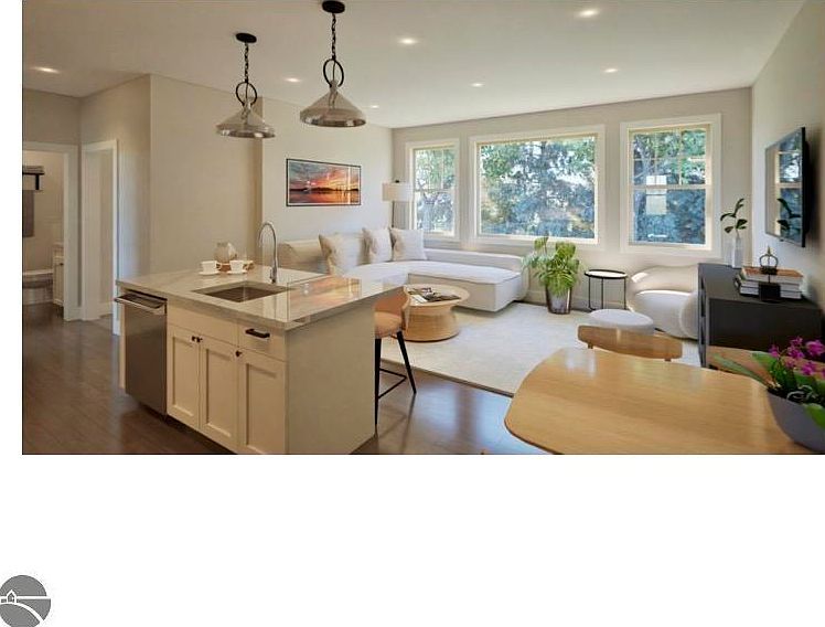 1109 S Carver St #6C Traverse City, MI 49686  | Condominium