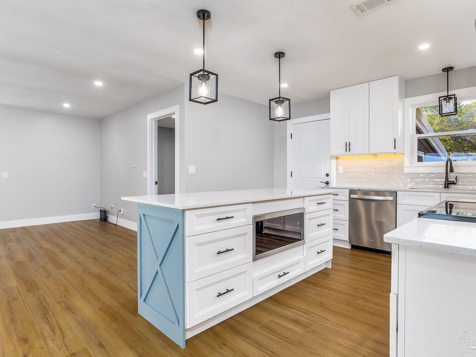 3005 Junction Rd Cantonment, FL 32533  | Single Family