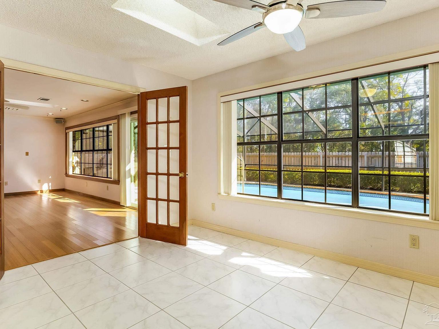 2450 Bluffs Cir Pensacola, FL 32503  | Single Family