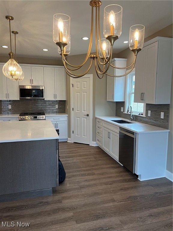 8725 Harvest Glenn Trl #18 Poland, OH 44514  | Single Family