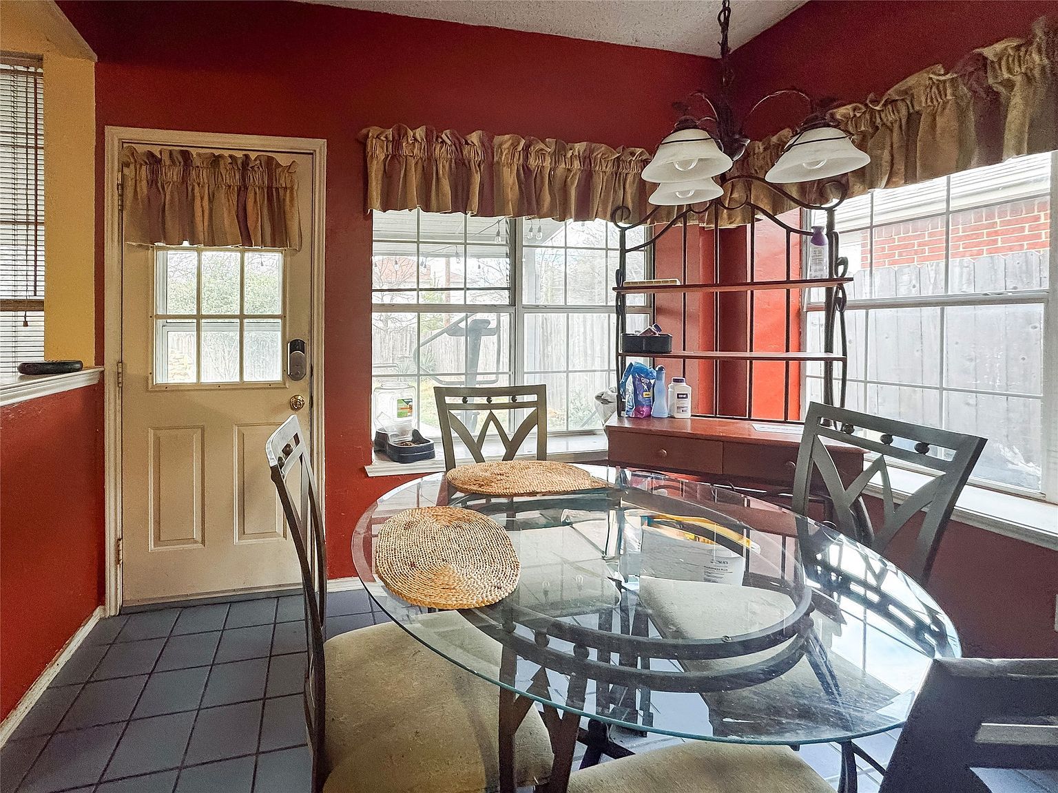 5510 Rolling Green Rd Arlington, TX 76017 | Single Family