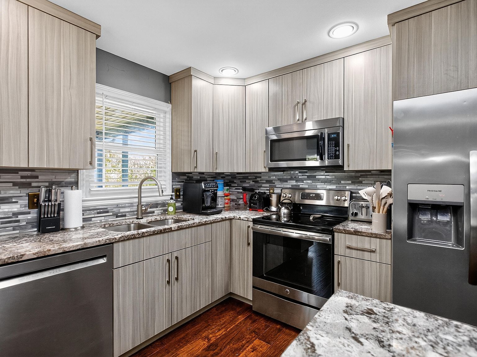 4301 Gum Tree Ln Lexington, KY 40513  | Single Family