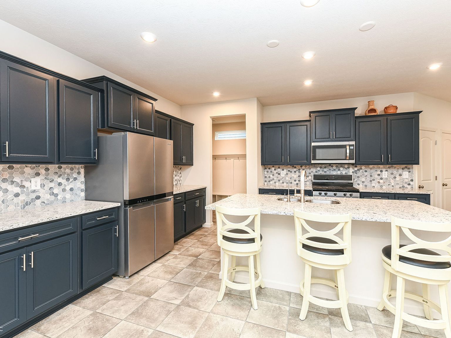 15104 Downham Dr Fishers, IN 46037 | Single Family