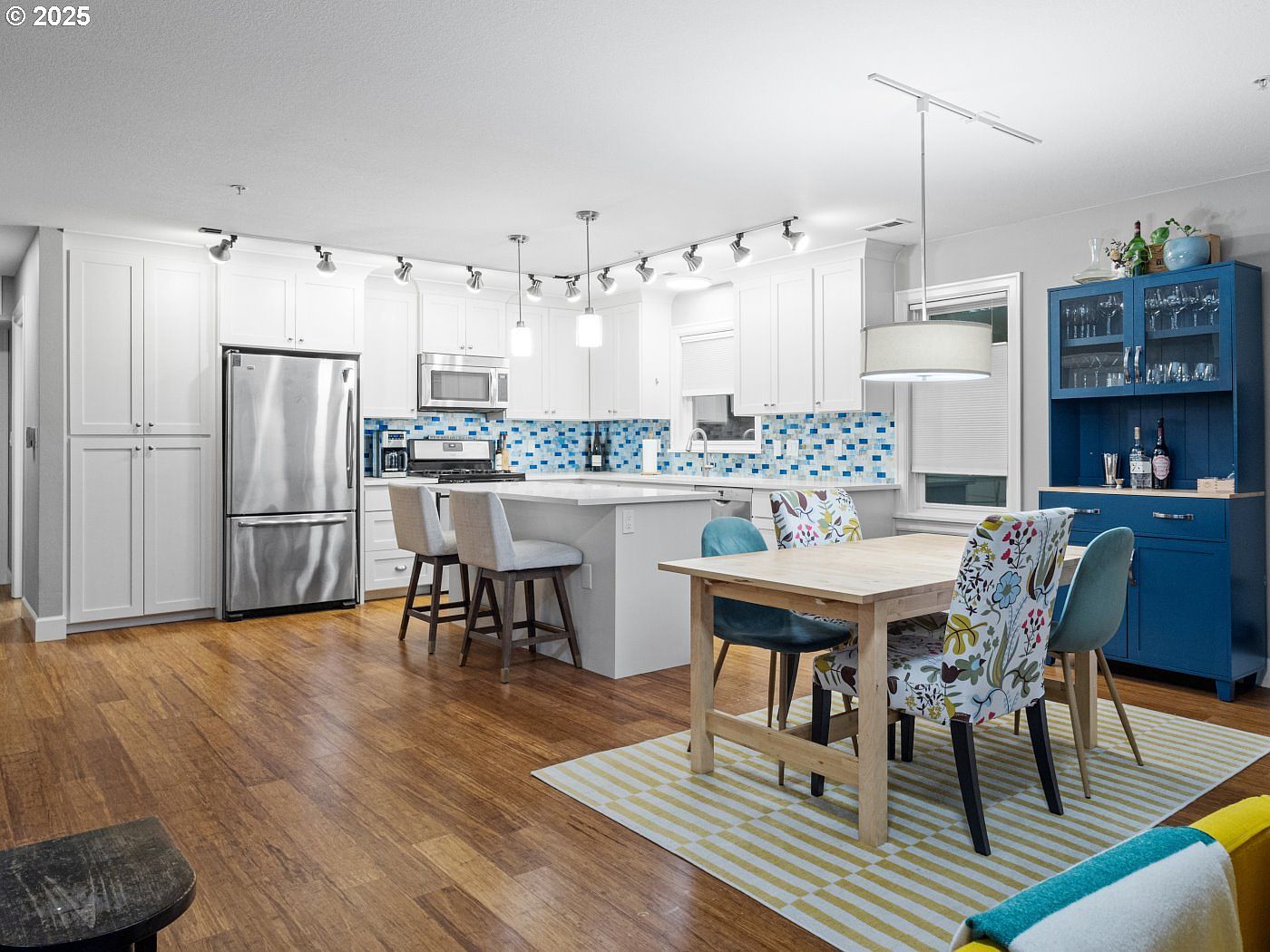 2013 NE 10th Ave E Portland, OR 97212  | Condominium