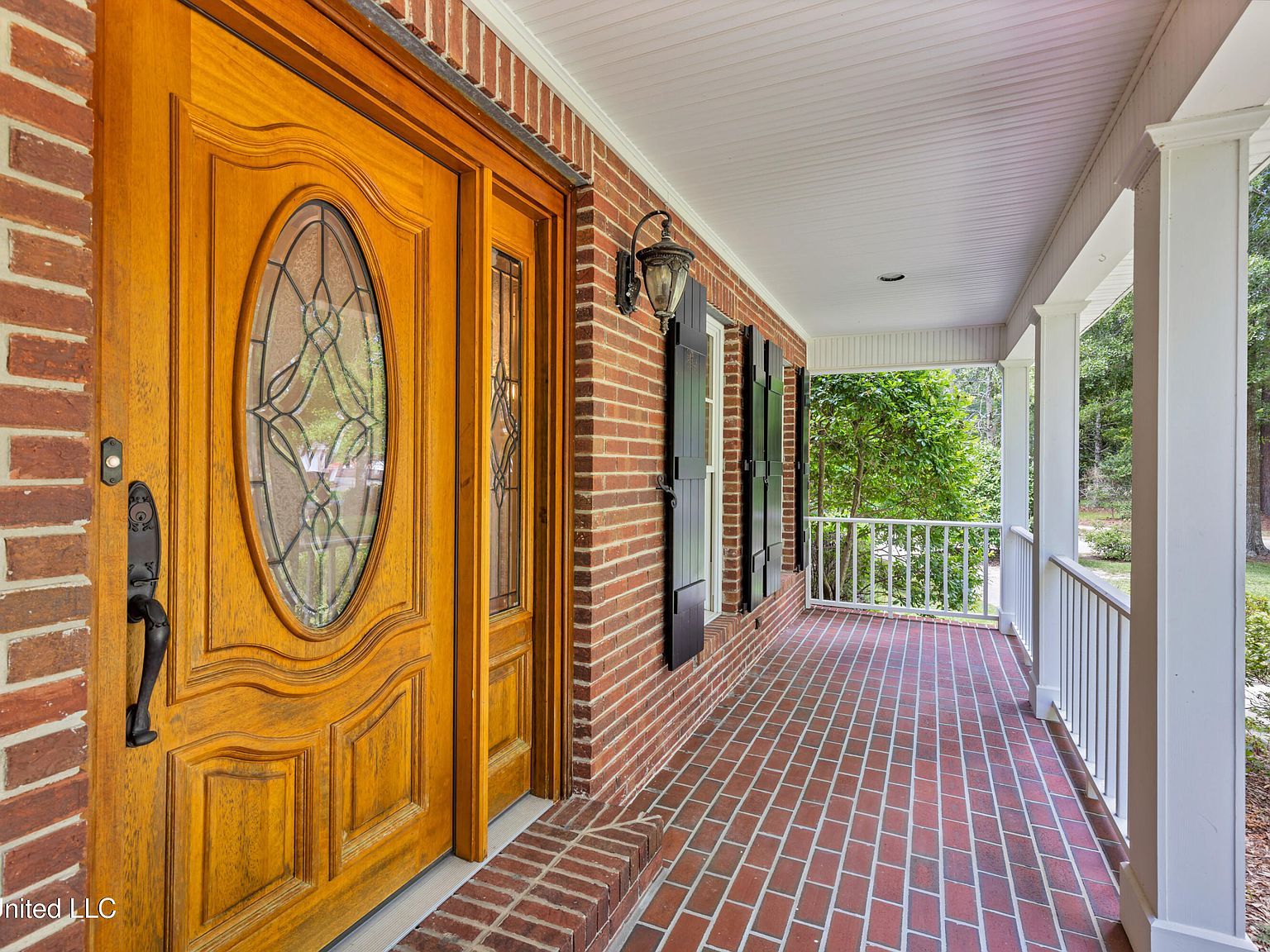 6022 Monticilla Cir Ocean Springs, MS 39564  | Single Family