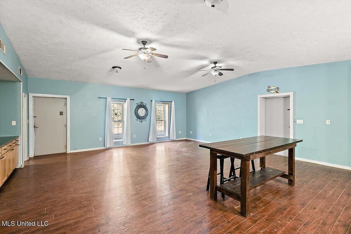 130 Blackhawk Dr Florence, MS 39073 | Single Family