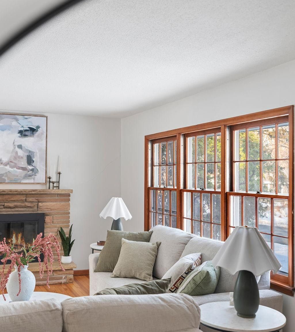 4409 W 89th St Bloomington, MN 55437  | Single Family