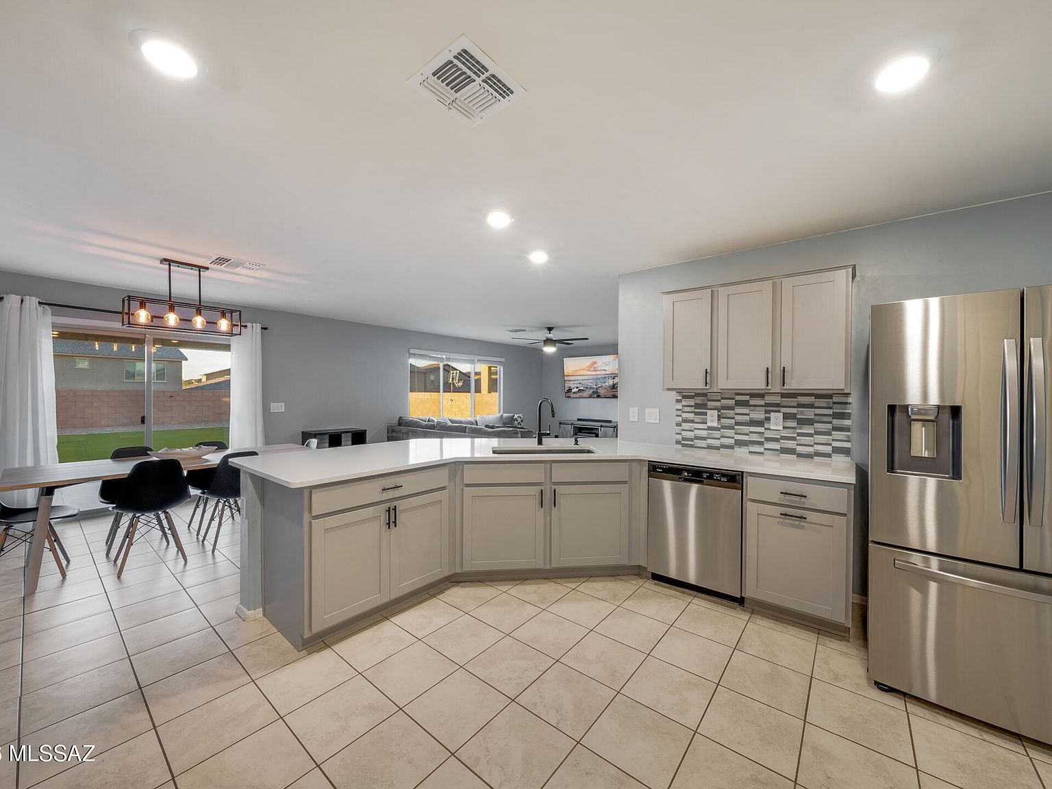 8018 S Golden Bell Dr Tucson, AZ 85747  | Single Family