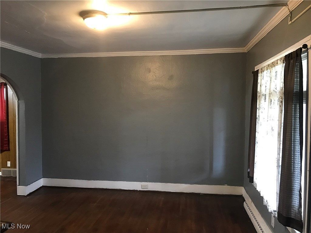 1232 Oak Grove Ave Steubenville, OH 43952 | Single Family