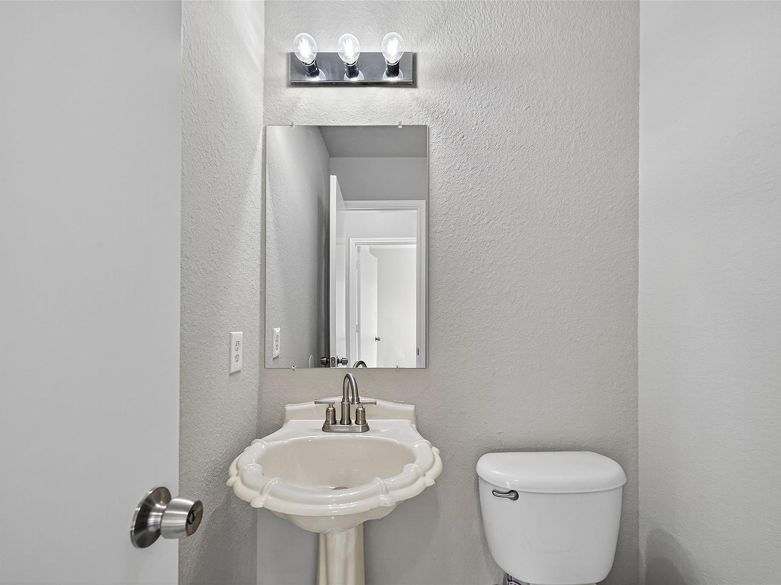 7926 Sundance Ct Baytown, TX 77521  | Single Family