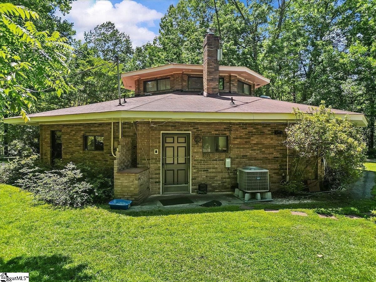 861 Terry Creek Rd Travelers Rest, SC 29690 | Single Family