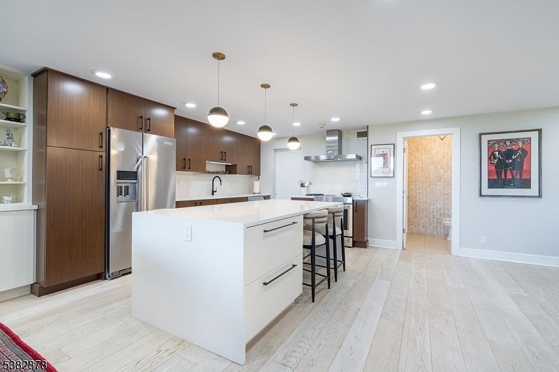 2 Claridge Dr BUILDING 2-8AE Verona, NJ 07044  | Condominium