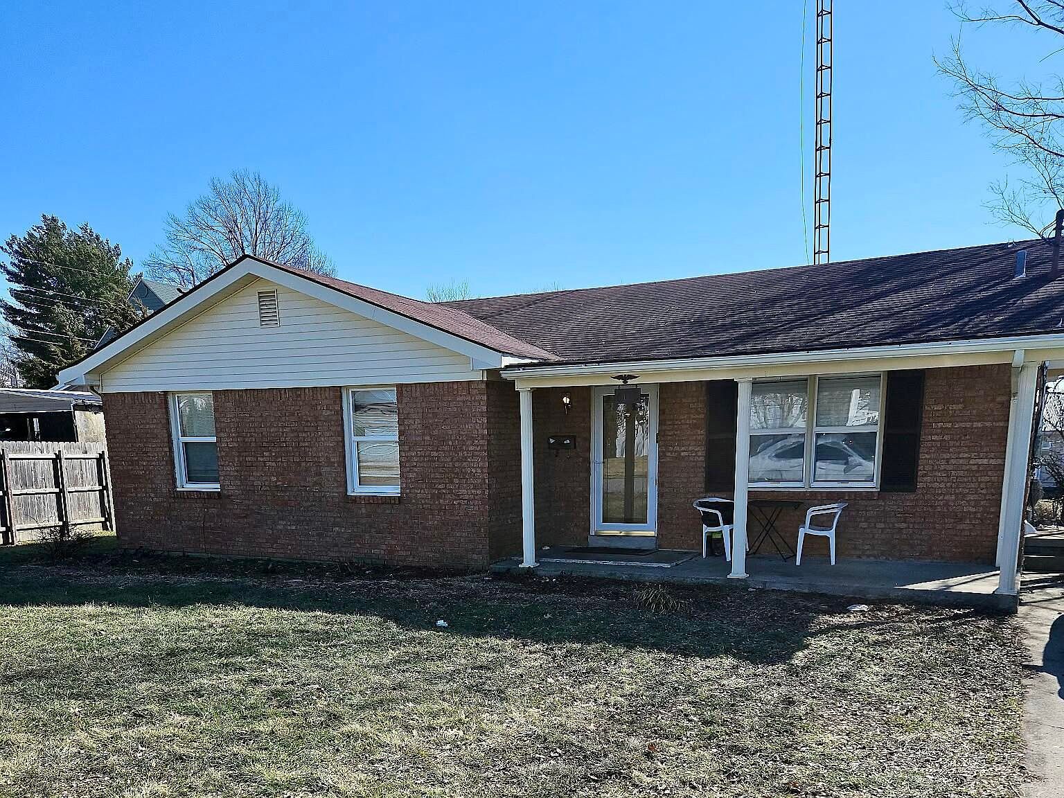 608 Claybrook Ave Springfield, KY 40069  | Single Family