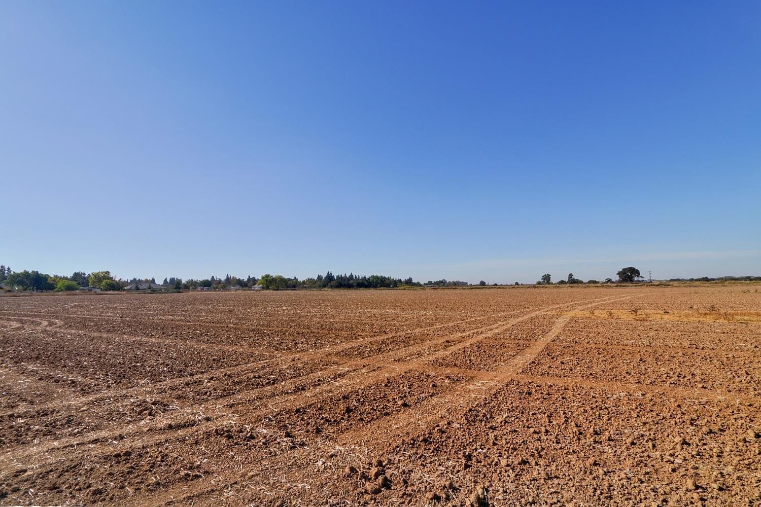 26572 N Lower Sacramento Rd Galt, CA 95632  | Land/Lot