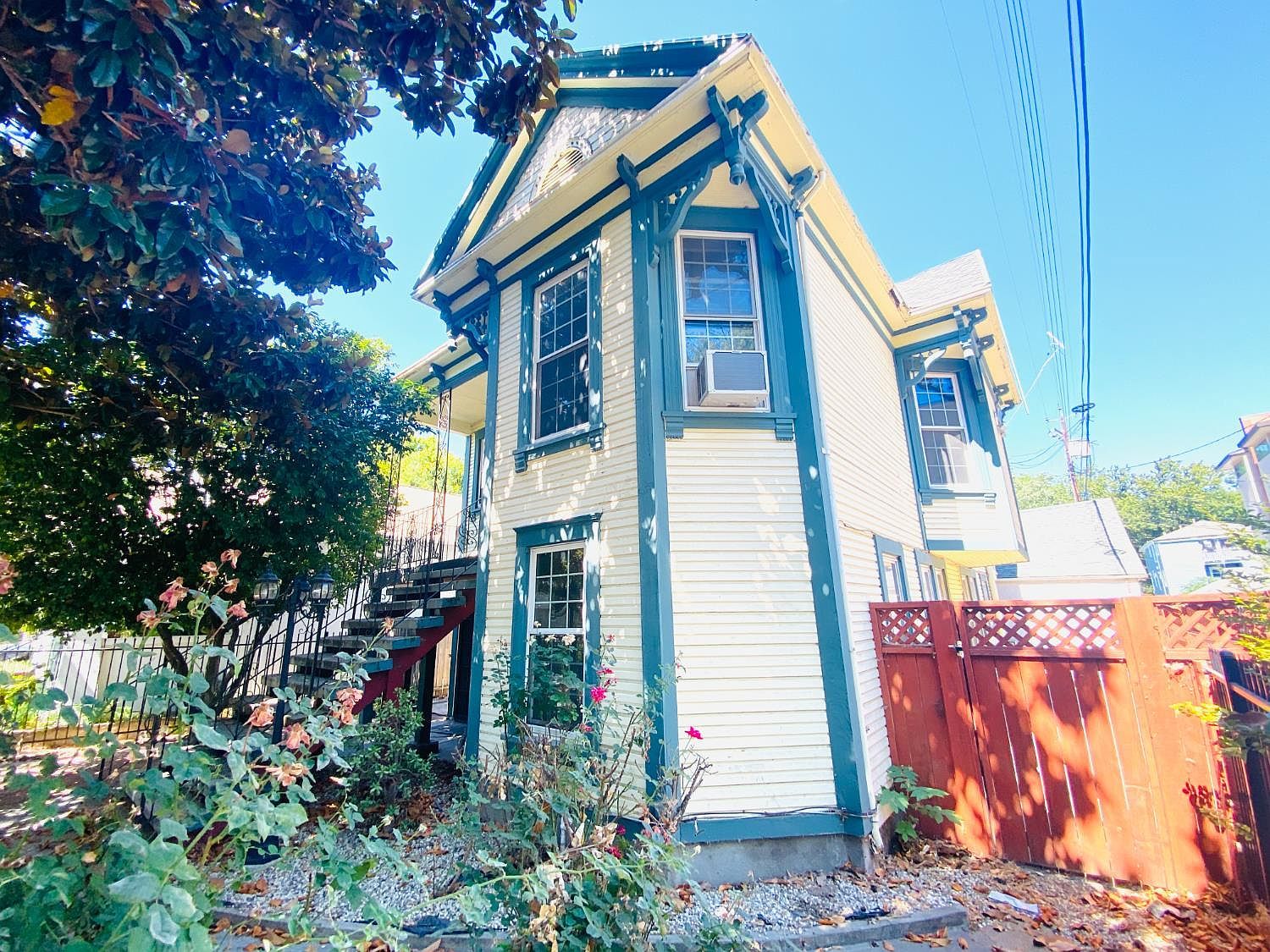 2016 9th St Sacramento, CA 95818 | Multi Family