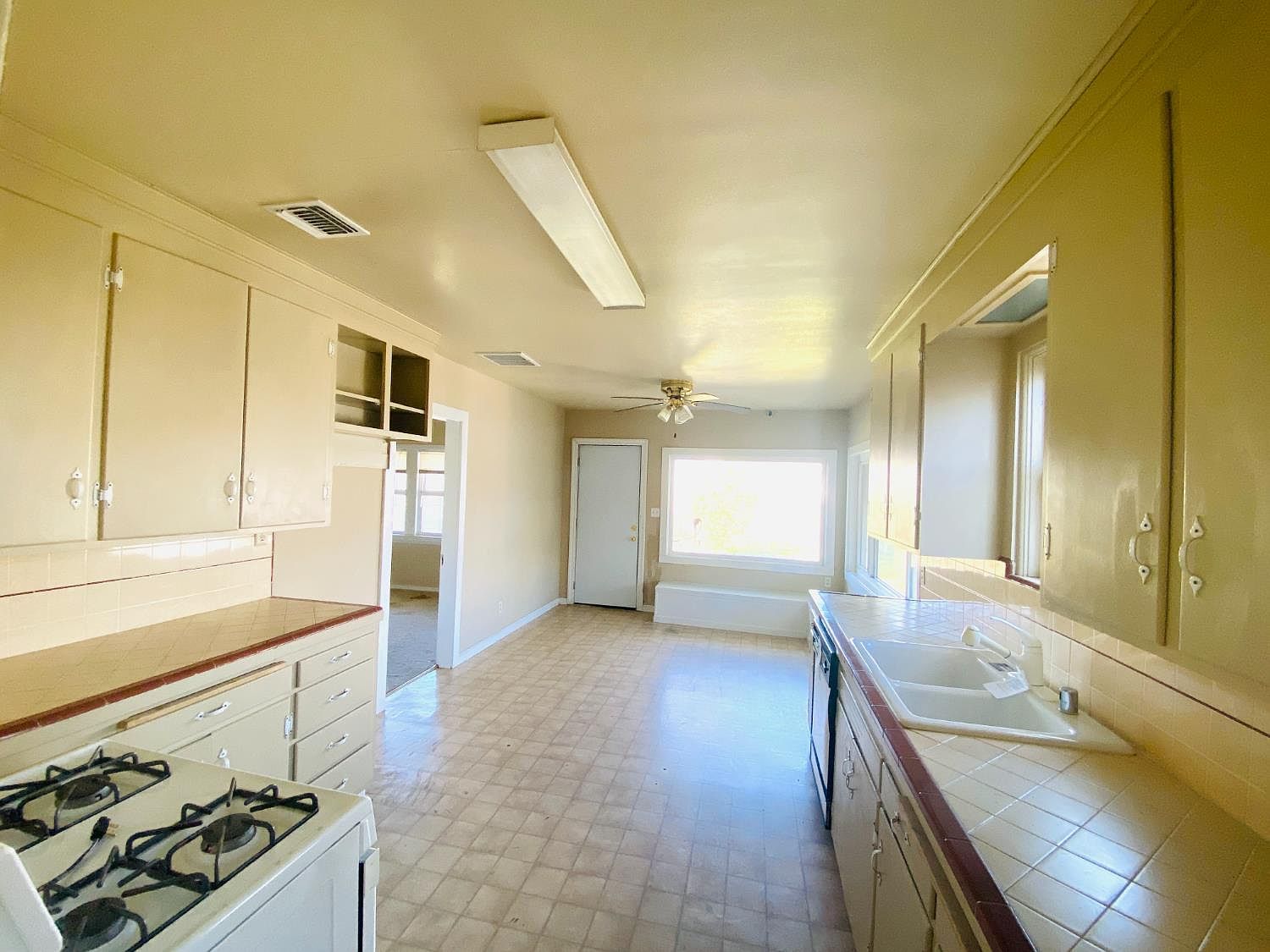 711 Taber Ave Yuba City, CA 95991  | Single Family