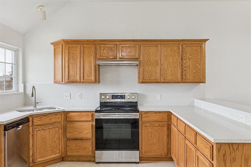 16 SW 132nd St Oklahoma City, OK 73170  | Single Family