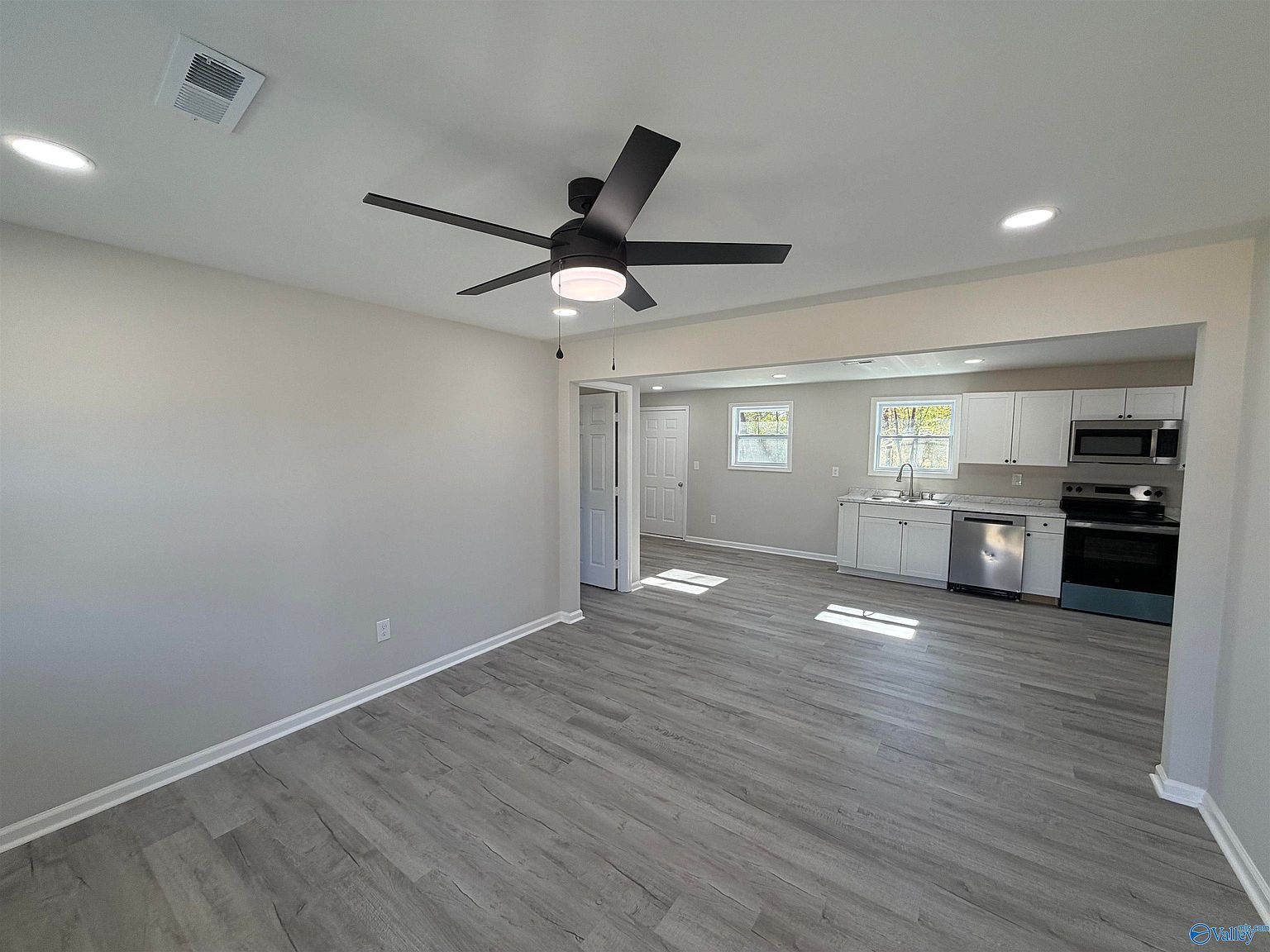 1620 Maple St Leighton, AL 35646  | Single Family