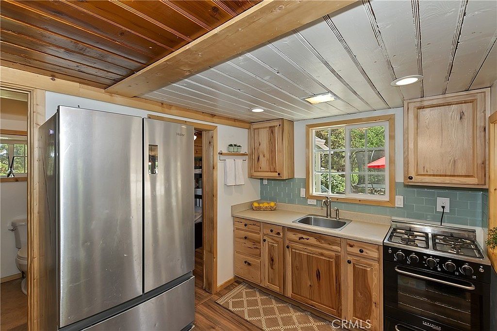 497 Cedar Ln Sugarloaf, CA 92386  | Single Family