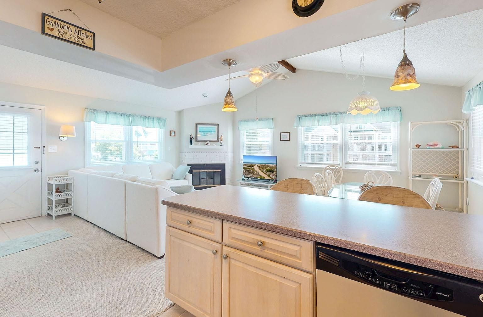 1738 Asbury Ave #2 Ocean City, NJ 08226 | Condominium