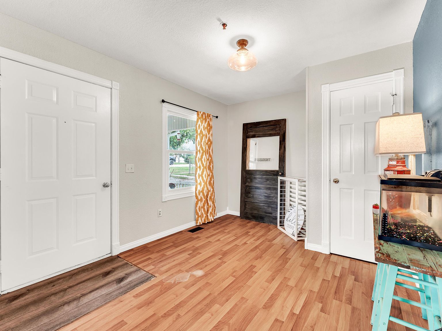 204 N Maple St Galena, MO 65656 | Single Family