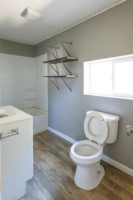 928 N Glenn Ave Springfield, MO 65803  | Single Family