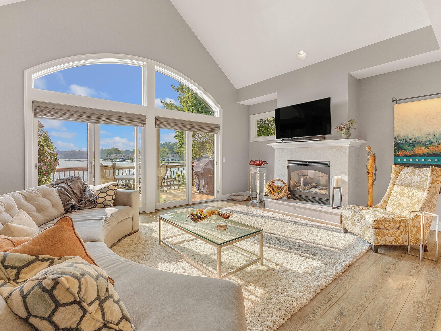 17533 N Fruitport Rd #6 Spring Lake, MI 49456  | Condominium