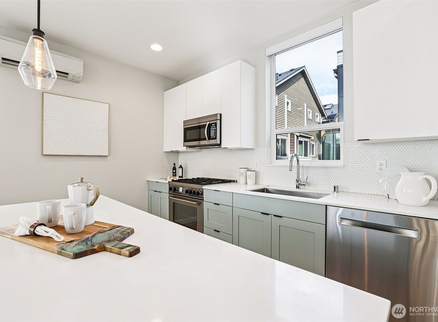 2634 NW 58th St #B Seattle, WA 98107  | New build