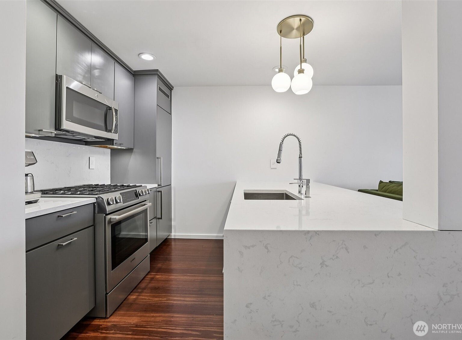 520 2nd Ave W APT 409 Seattle, WA 98119  | Condominium