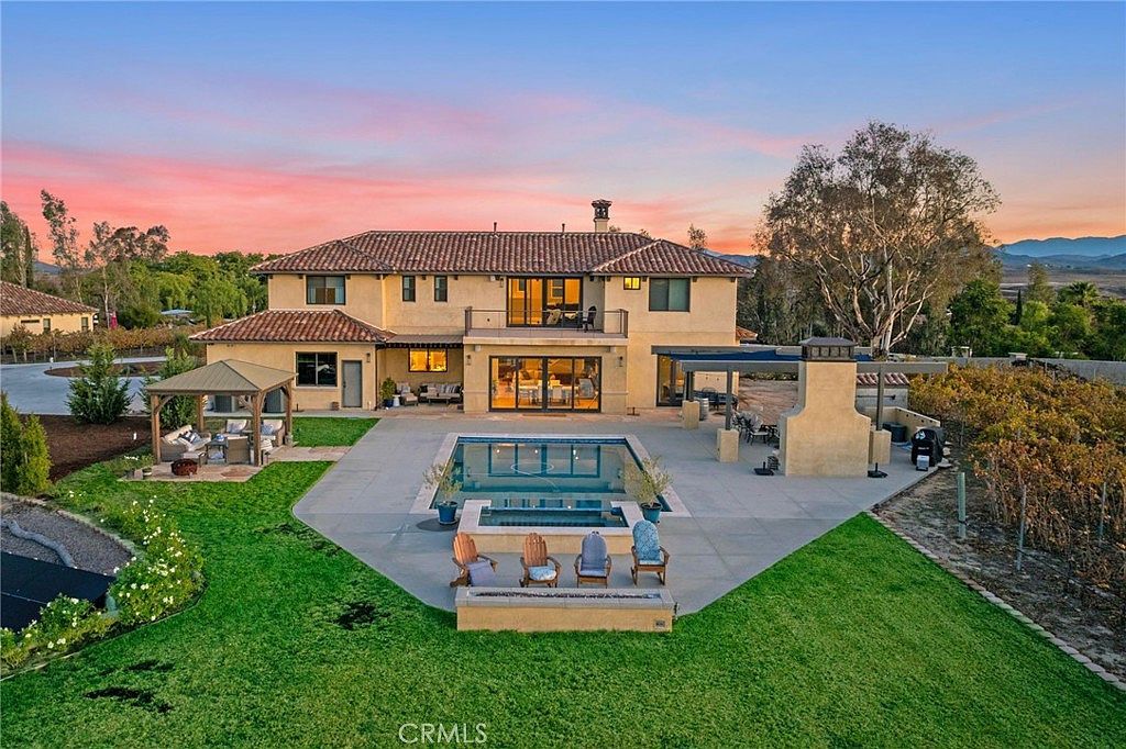 39547 Calle Cabernet Temecula, CA 92591 | Single Family