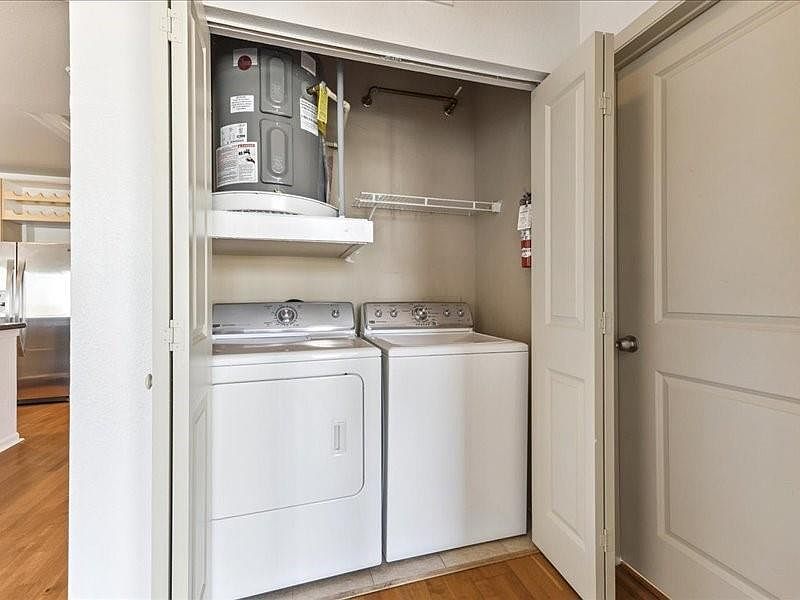 3505 Sage Rd UNIT 1603 Houston, TX 77056 | Condominium