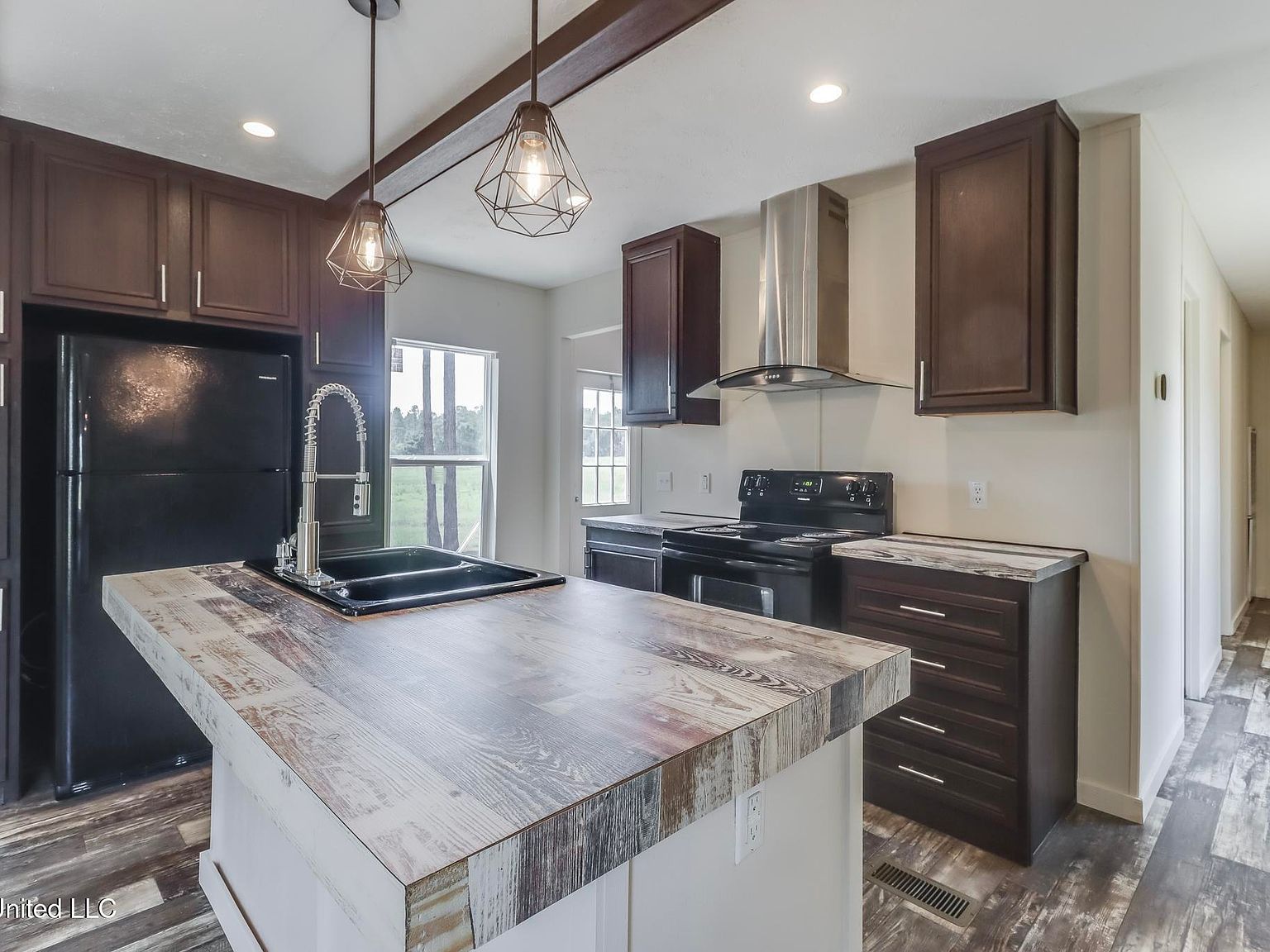 3195 Firetower Rd Kiln, MS 39556  | New build