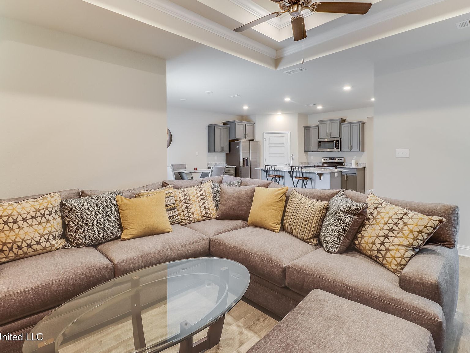 5625 Overland Dr Biloxi, MS 39532  | Single Family