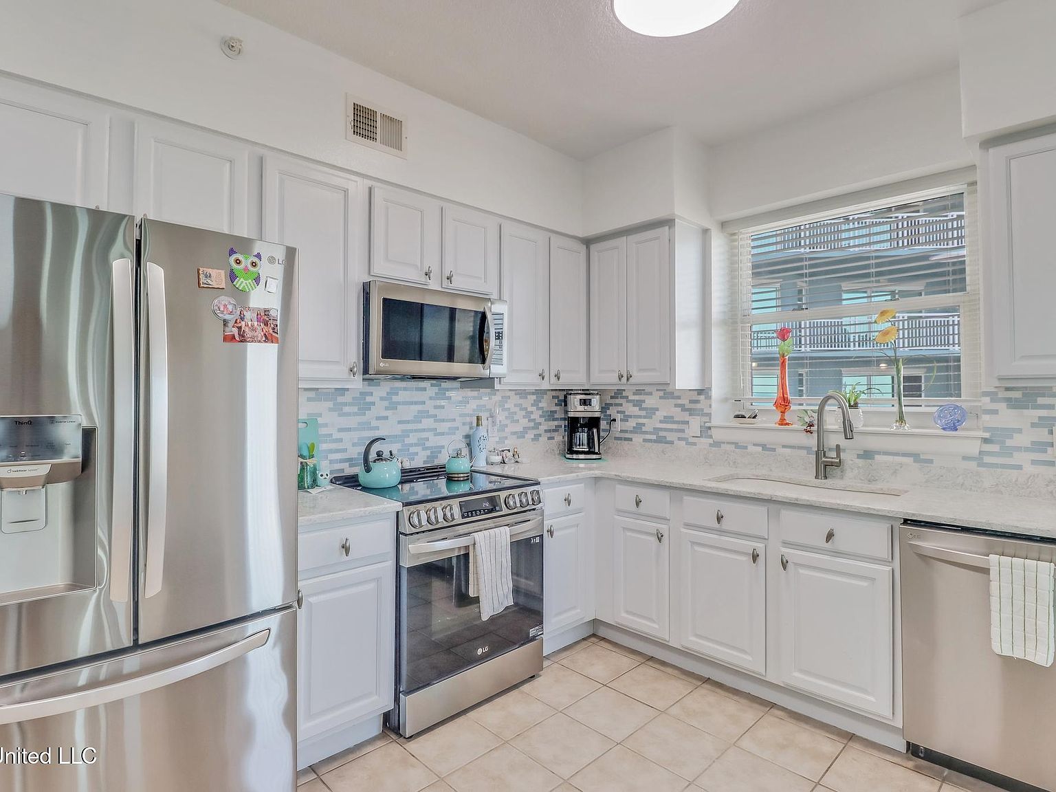 2228 Beach Dr APT 1001 Gulfport, MS 39507 | Condominium