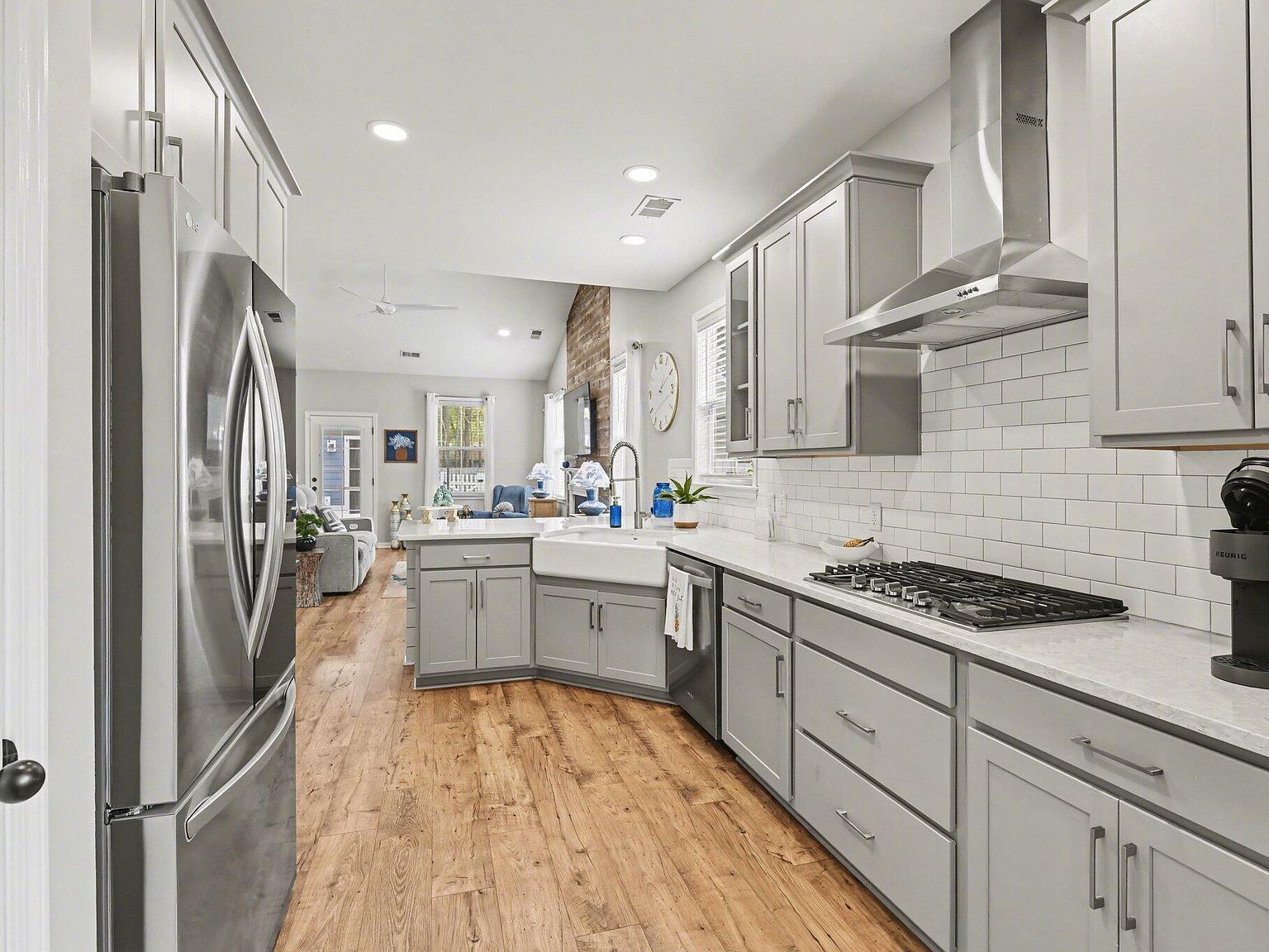 205 Angelica Ave Summerville, SC 29483  | Single Family