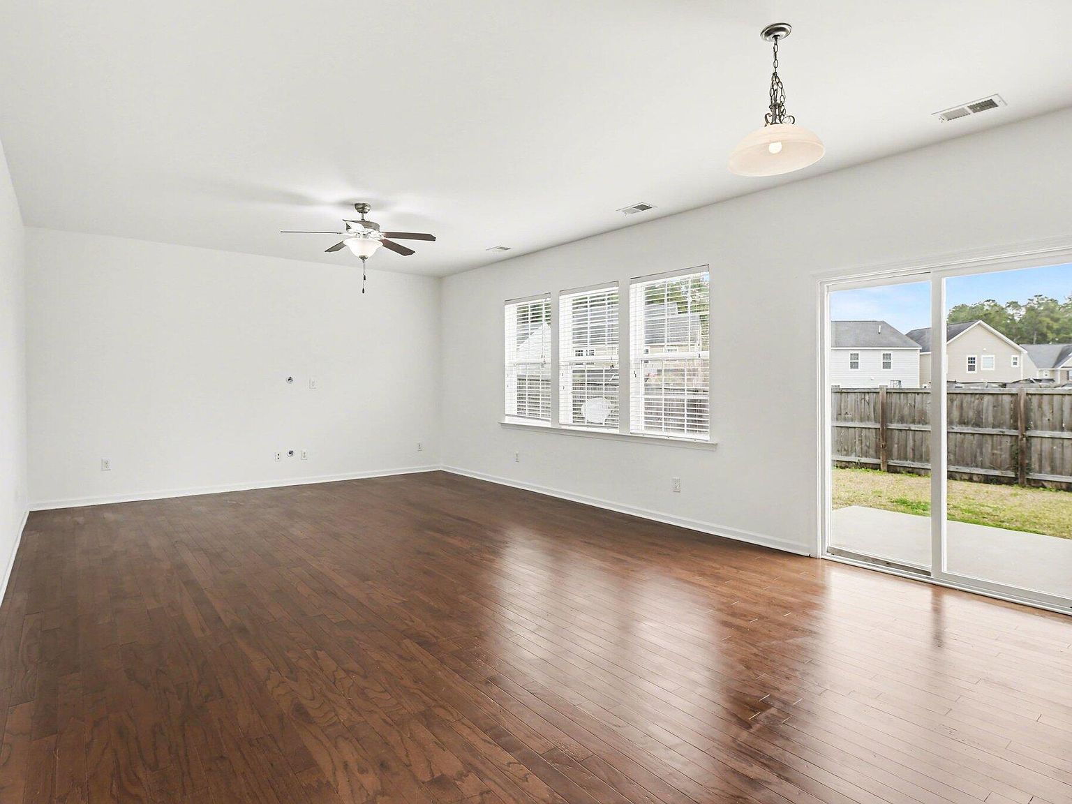 255 Swamp Creek Ln Moncks Corner, SC 29461  | Single Family