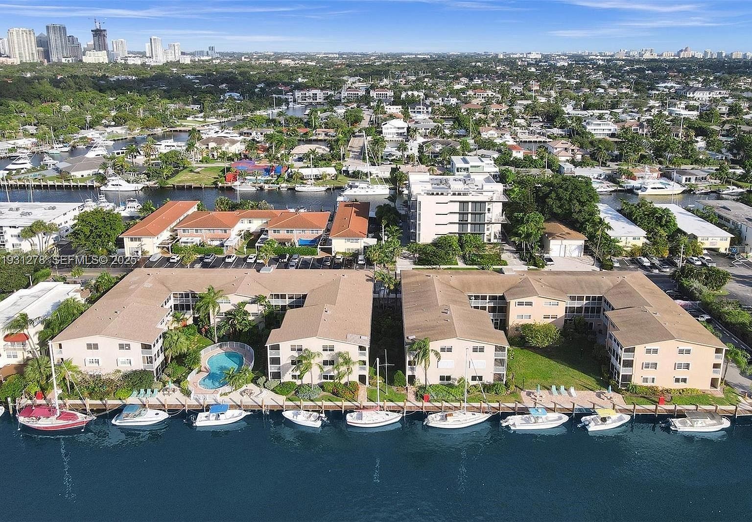 1510 SE 15th St APT 210 Fort Lauderdale, FL 33316 | Condominium