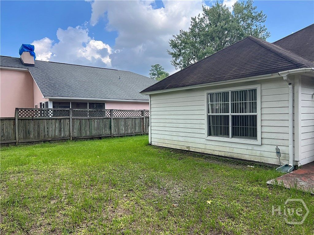 2 Saint Ives Dr Savannah, GA 31419  | Single Family