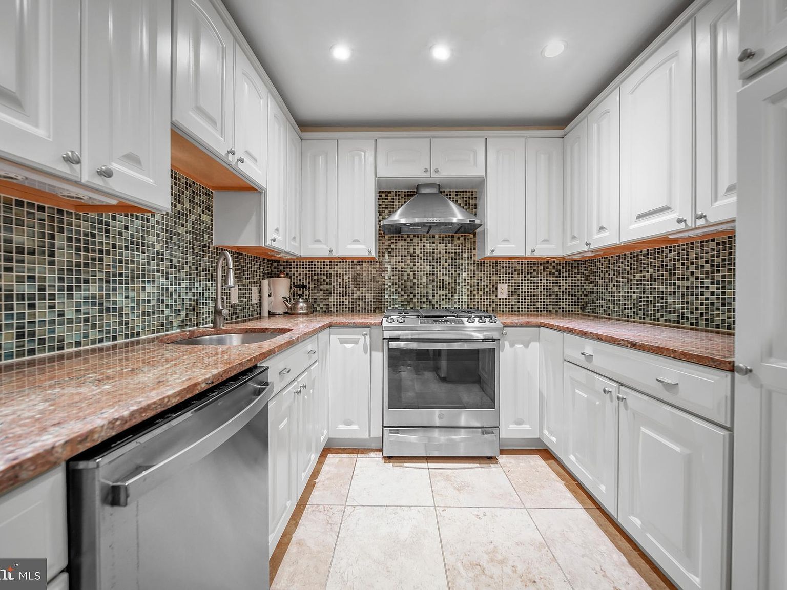 5101 River Rd APT 1904 Bethesda, MD 20816  | Condominium