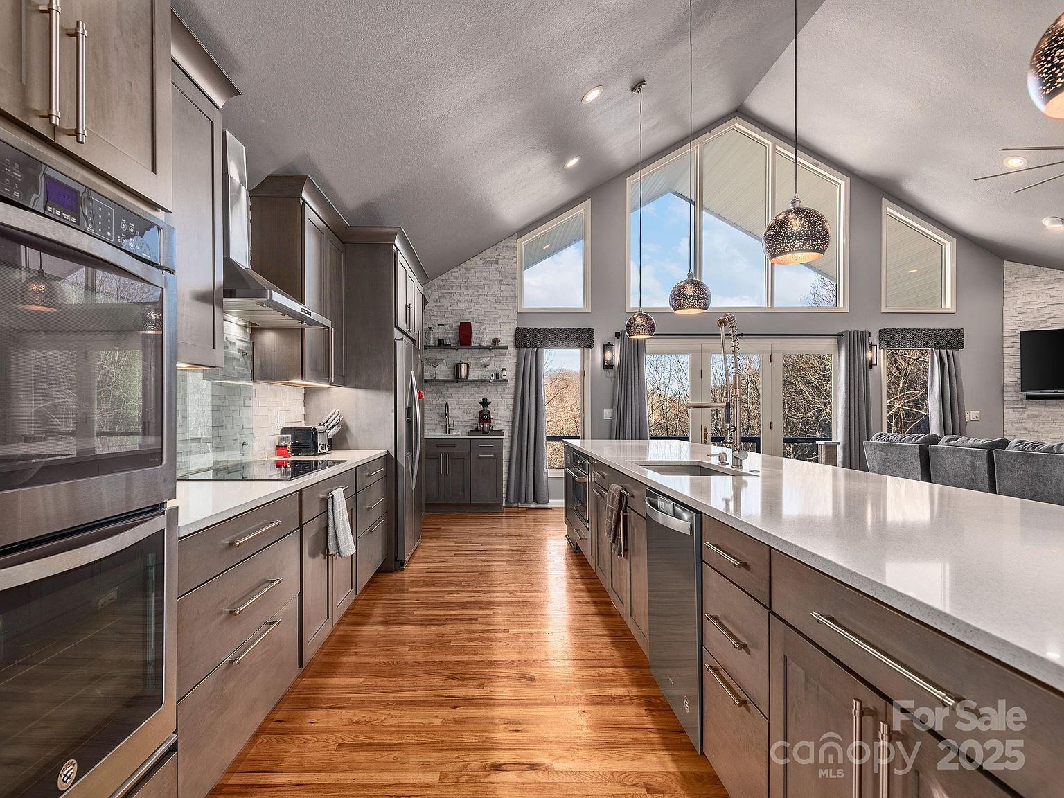 1591 Chestnut Flats Ln Waynesville, NC 28786  | Single Family