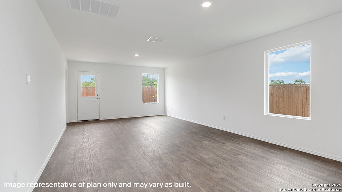 10723 Criterion San Antonio, TX 78252  | Single Family