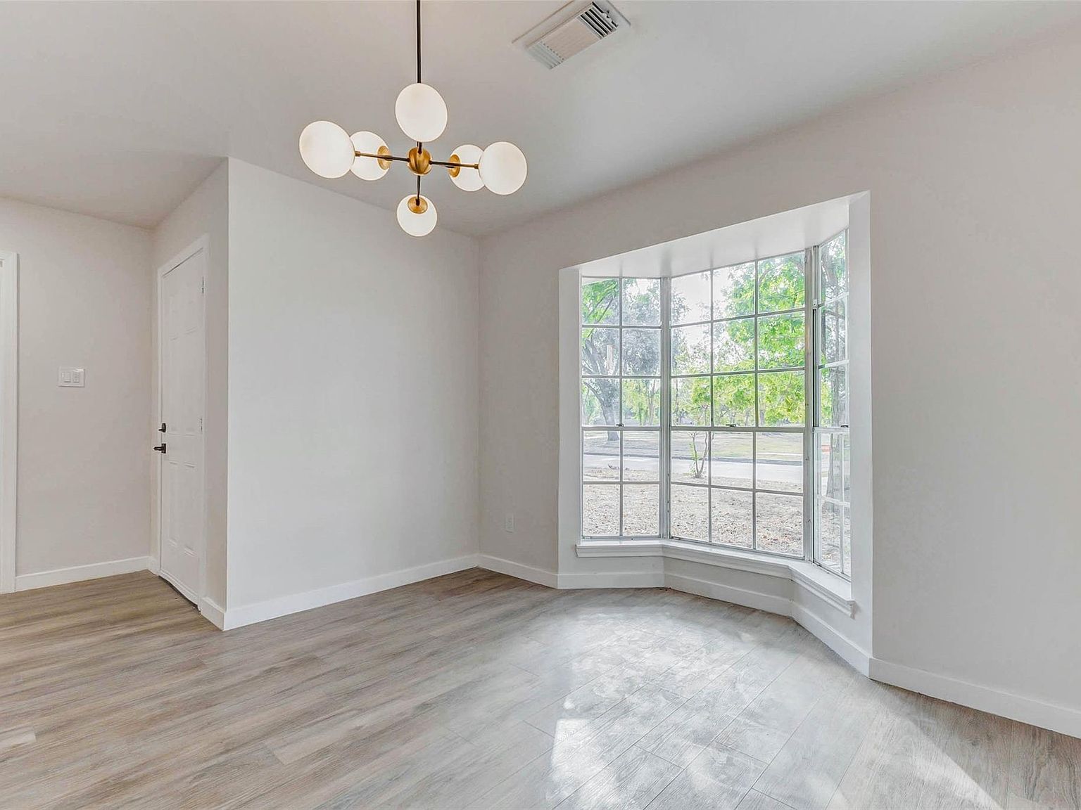 5514 Chantilly Ln Houston, TX 77092  | Single Family