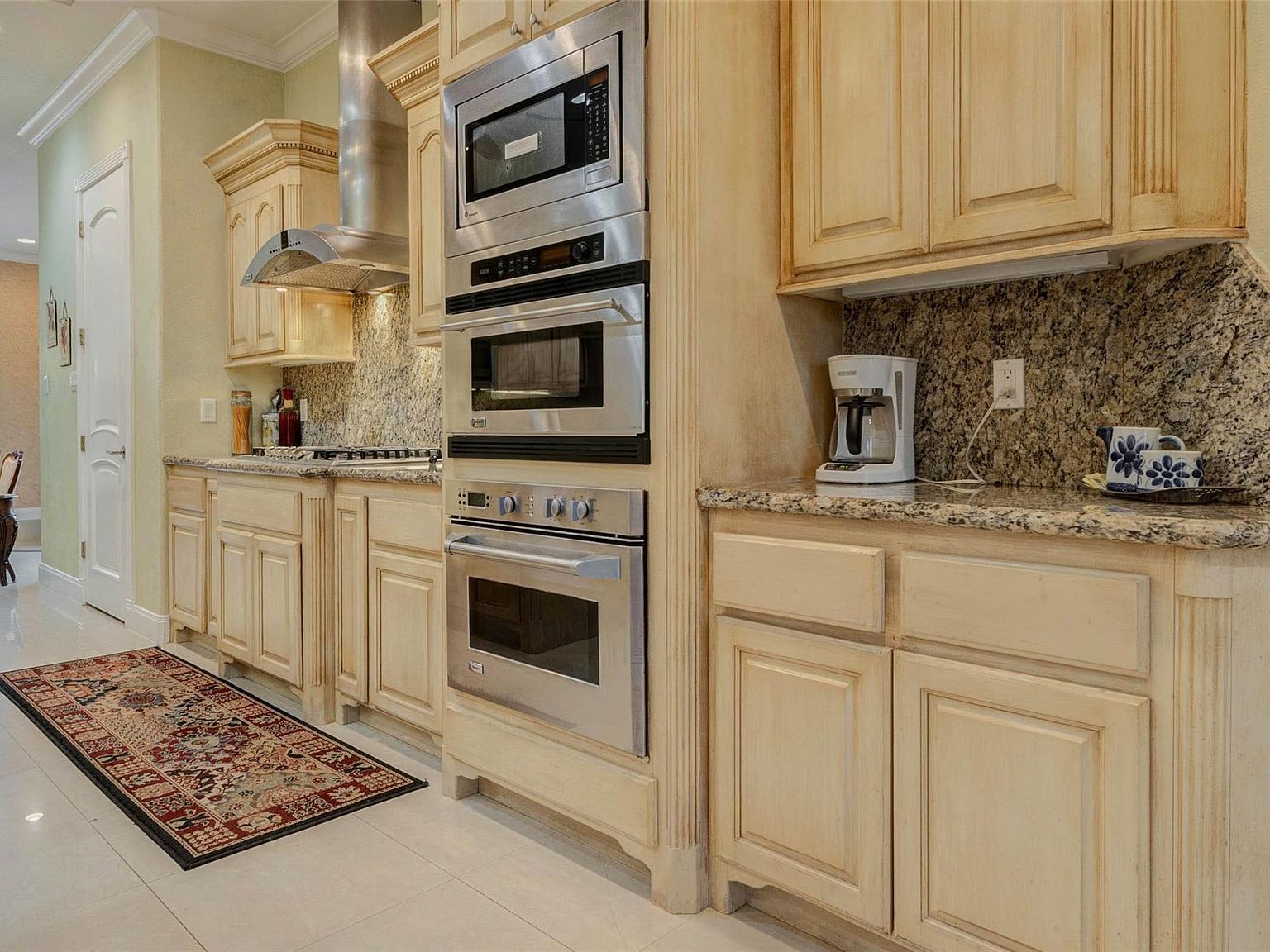 2732 Broadway St San Leon, TX 77539  | Single Family