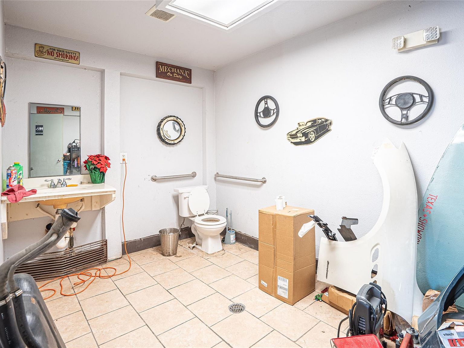 8928 Homestead Rd Houston, TX 77016  | Land/Lot