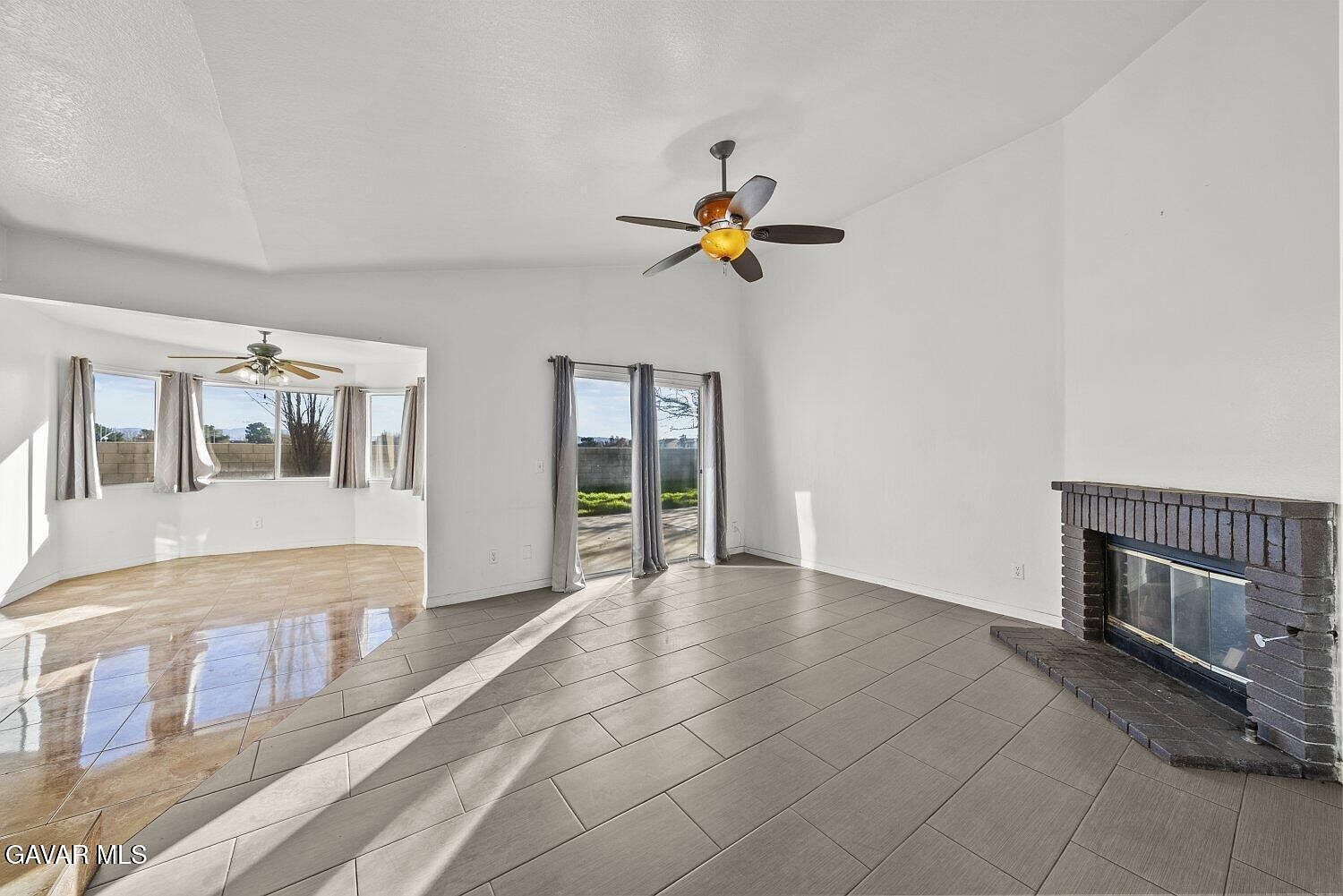 44105 Acacia St Lancaster, CA 93535 | Single Family