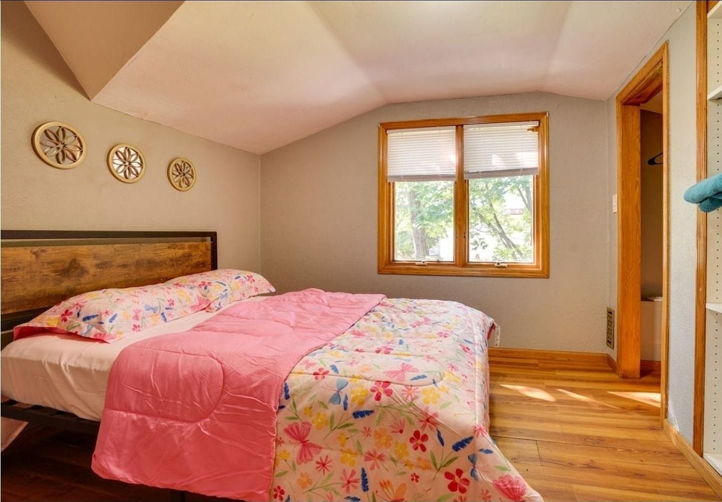 767 Robert St S Saint Paul, MN 55107  | Single Family